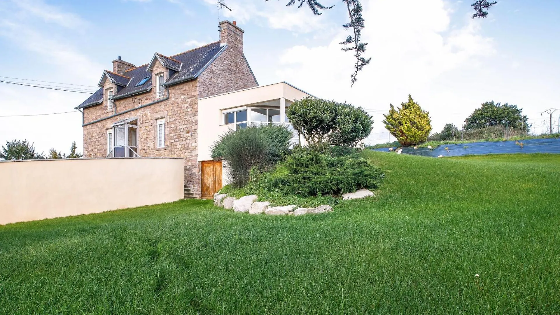 Dans La Campagne D'Erquy, Grande Maison Pour 6 Erquy